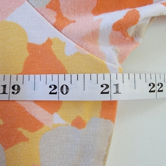 RUBY Rd. Spring Floral Top Size Large - Picture 8 of 9